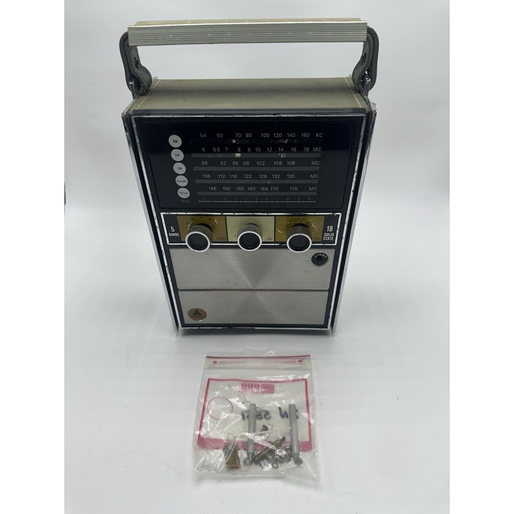 Viscount Model 1850 Radio 5‎ Bands 18 Solid State Untested Tinker Repair Special
